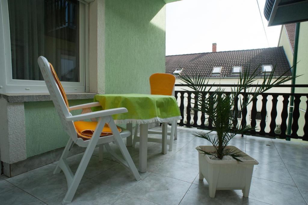 Oleander Apartman Heviz Exterior photo